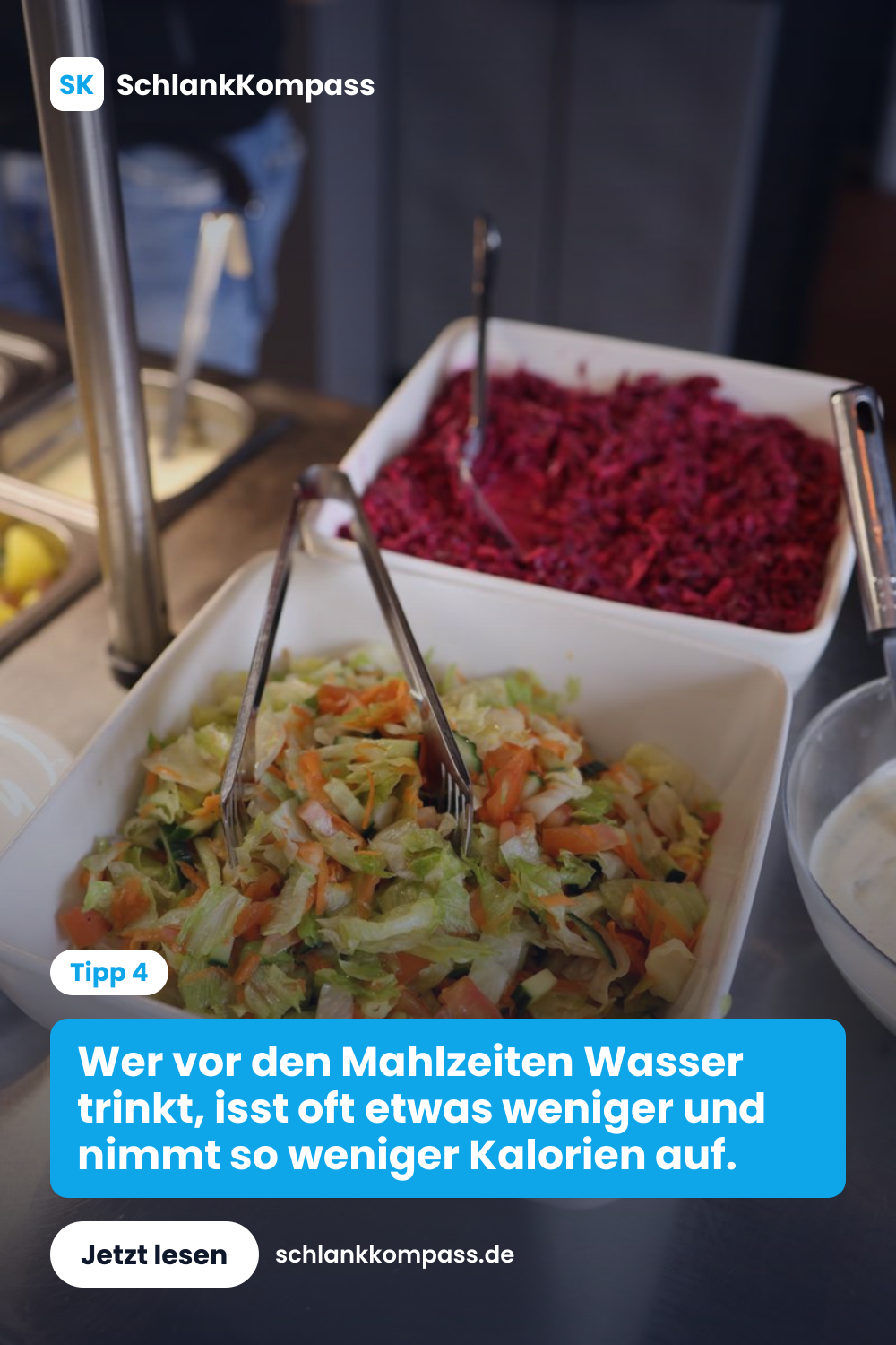 Wer vor den Mahlzeiten Wasser trinkt, isst oft etwas weniger und nimmt so weniger Kalorien auf.